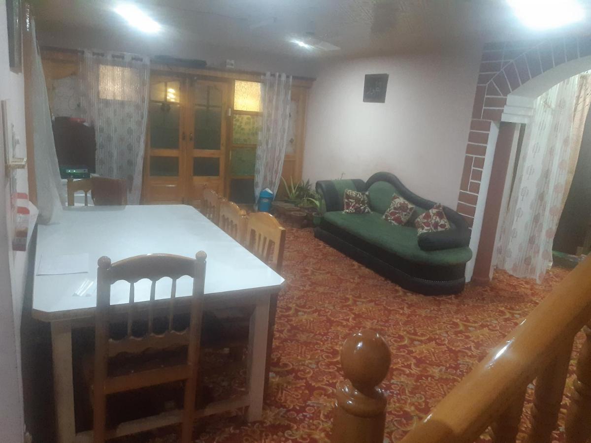 Rose Bowl Homestay Srinagar (Jammu and Kashmir)