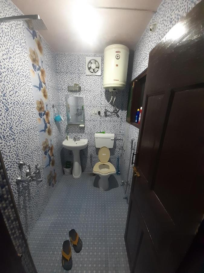 Rose Bowl Homestay