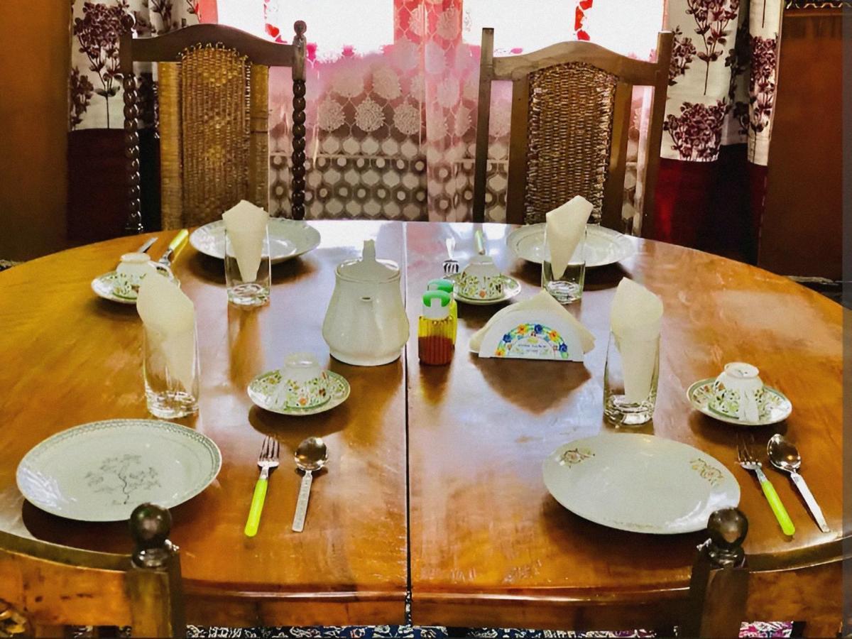 Green Heritage Group Of Houseboats Hotel 4*