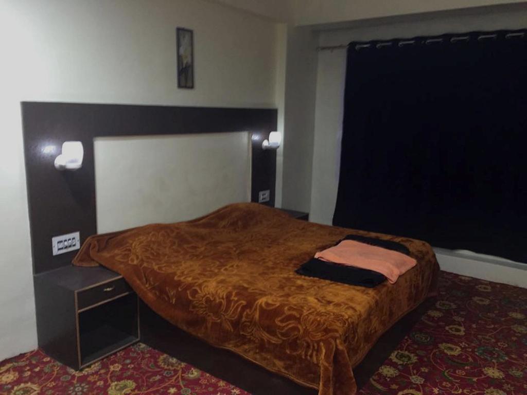 Humza Srinagar (Jammu and Kashmir)