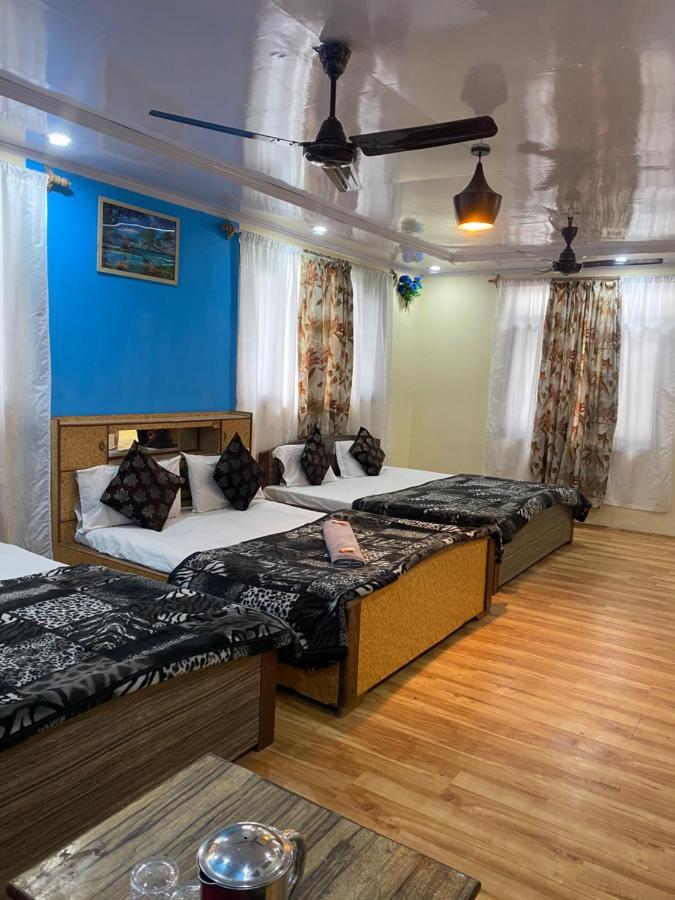 Young Mamta Hotel 3*