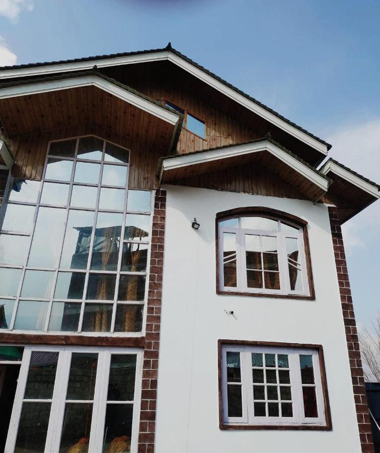 Guest house The Gulmarg Gateway