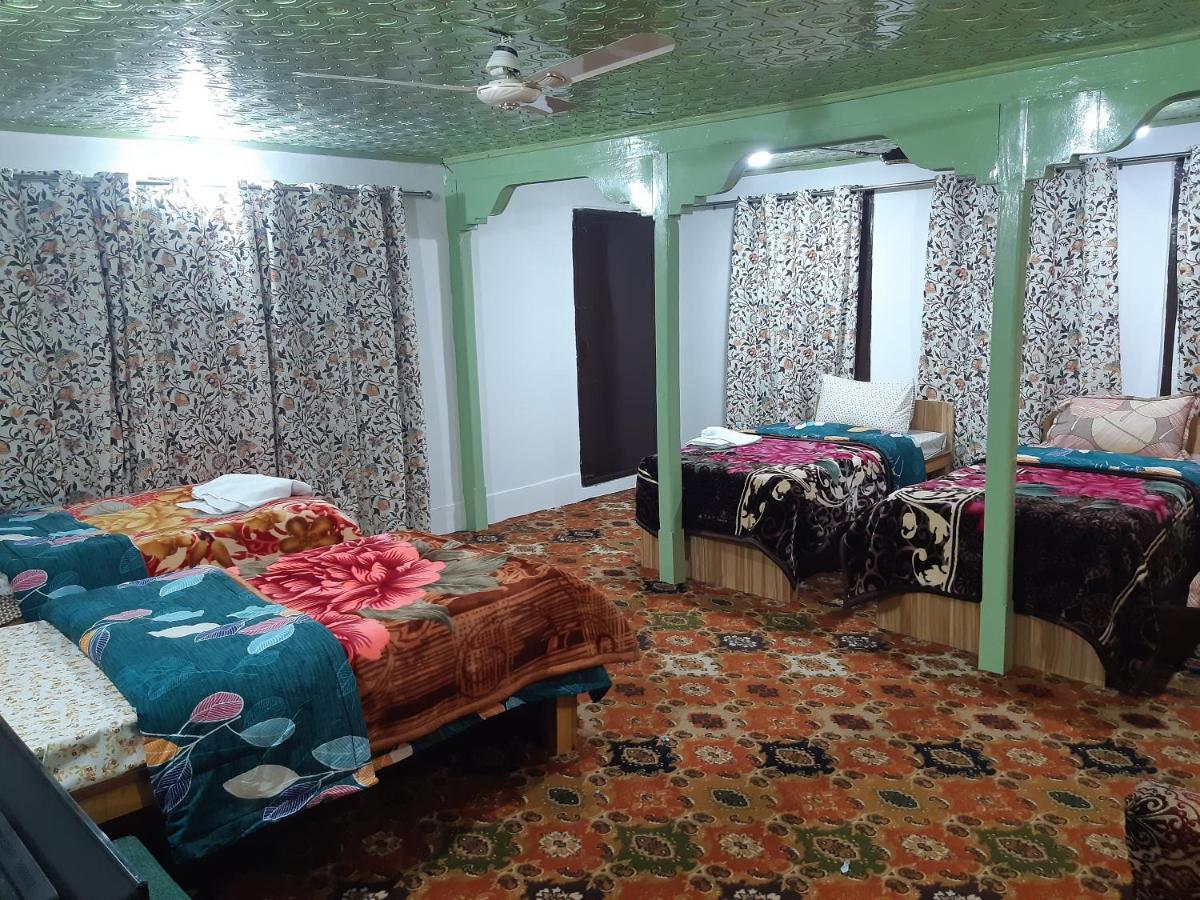 Rose Bowl Homestay