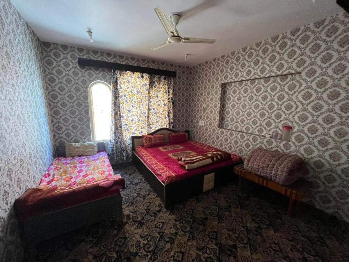 Kashmir Heaven 2*