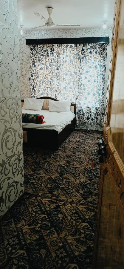 Hotel Star Srinagar (Jammu and Kashmir)