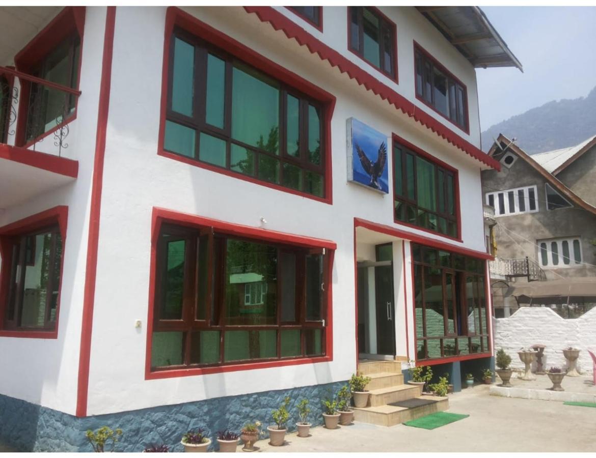 Eagle Resort,