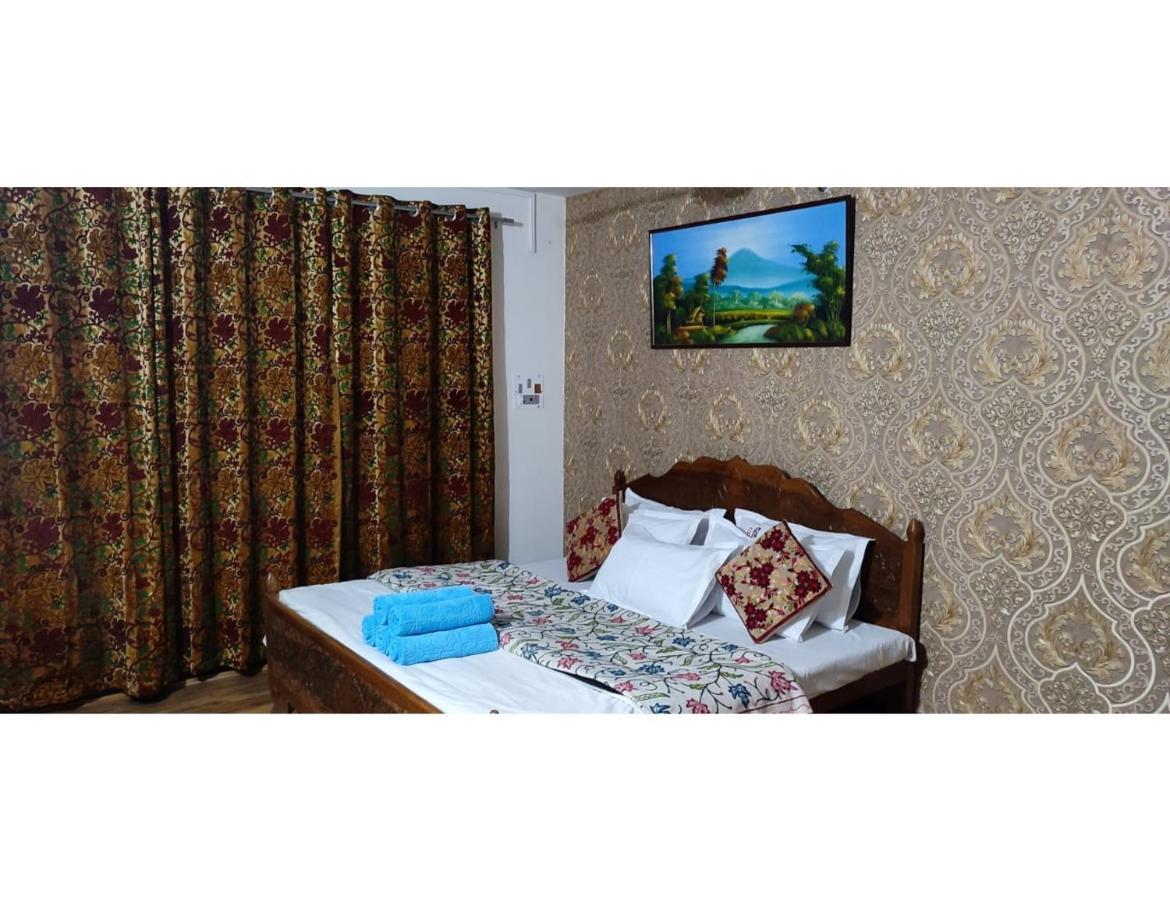 Eagle Resort, Homestay Srinagar (Jammu and Kashmir)