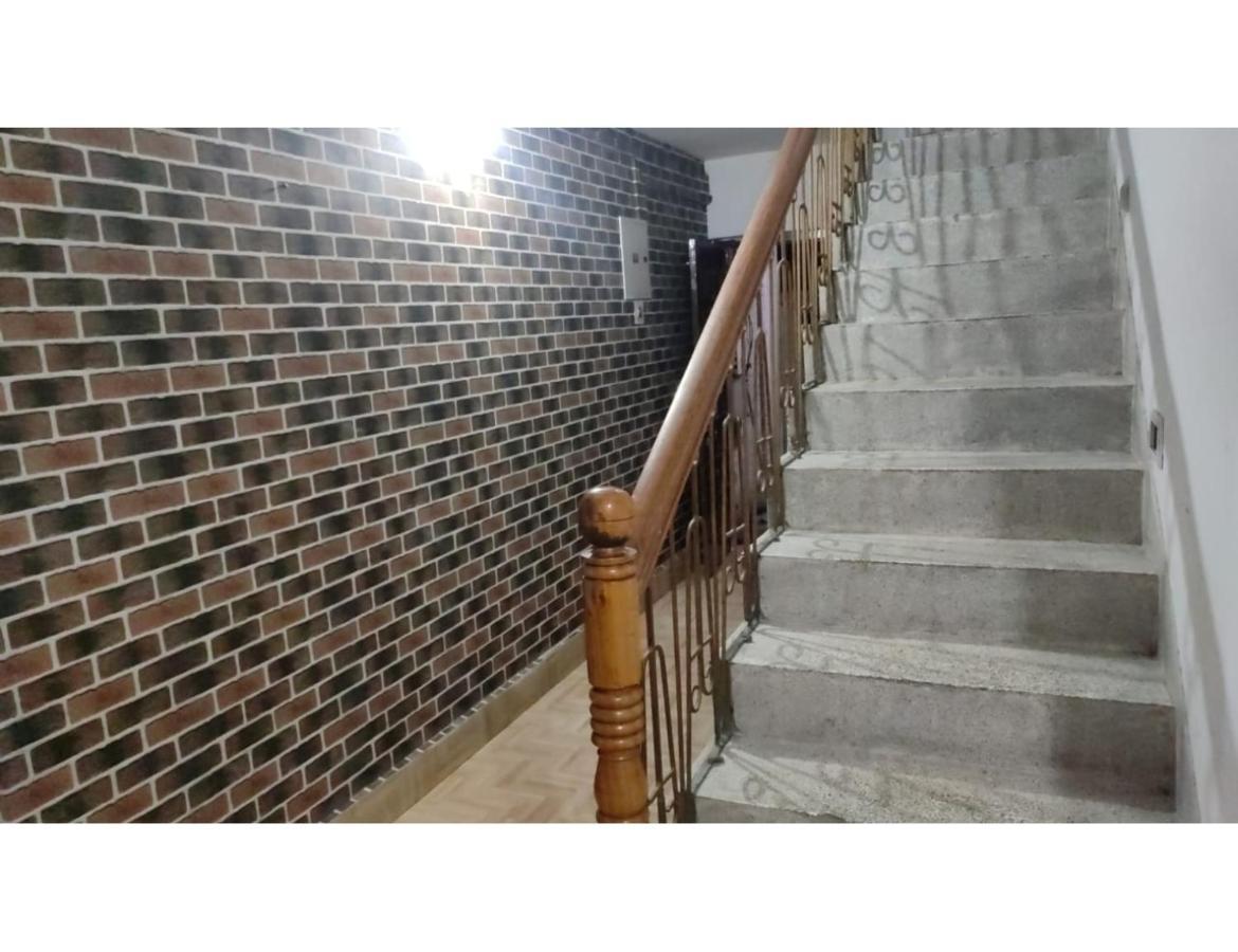 Eagle Resort, Homestay
