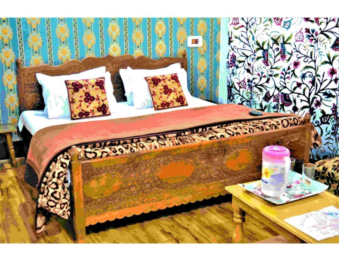Homestay Eagle Resort,