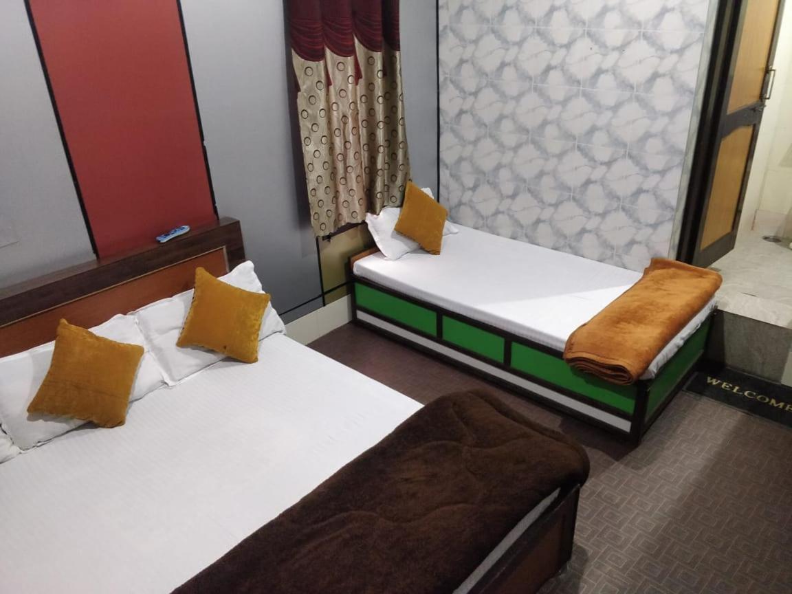Star Hotel Srinagar (Jammu and Kashmir)