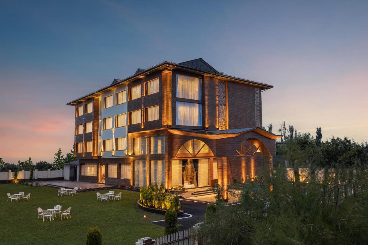 Hotel Welcomheritage Grand, 5*