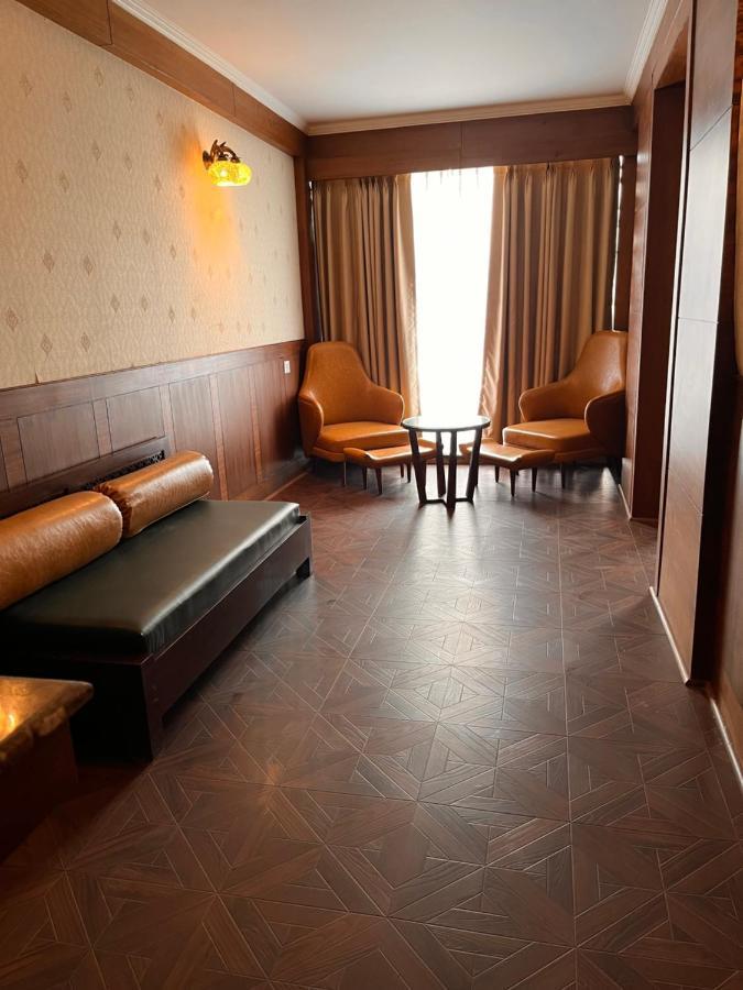 Welcomheritage Grand, Srinagar (Jammu and Kashmir)
