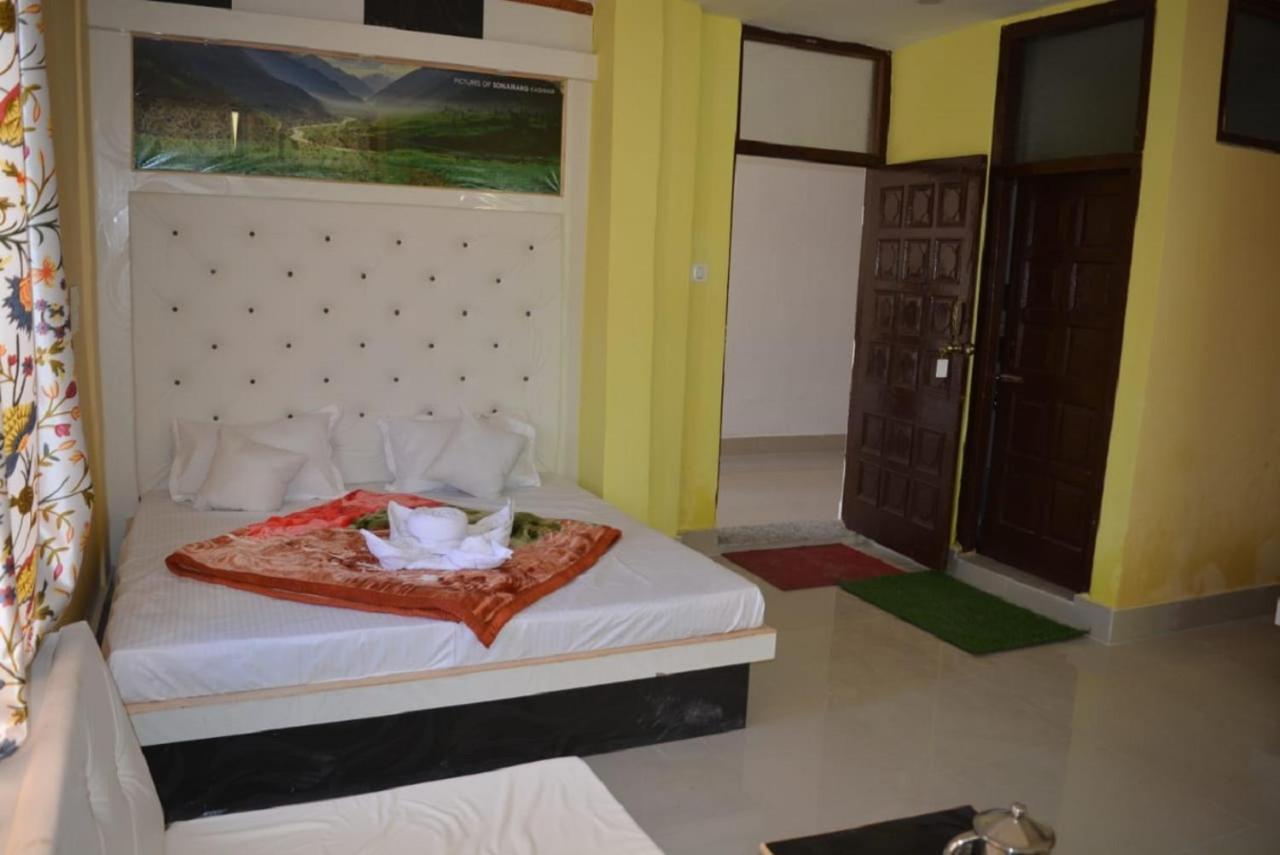 Hotel One Palace 2*