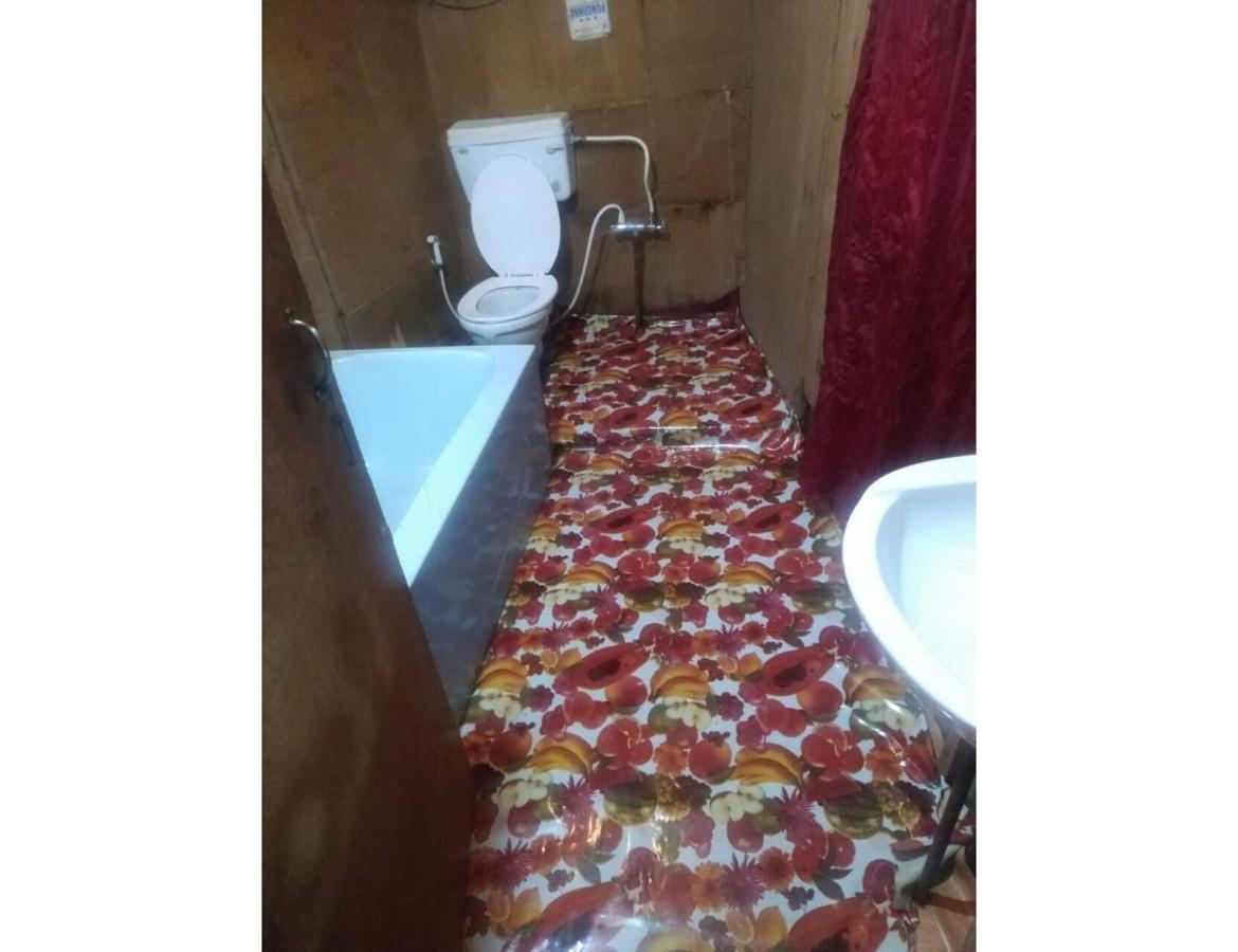 House Boat Moti Mahal,