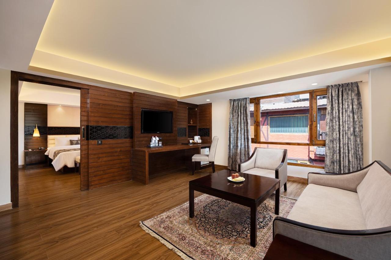 Hotel Golden Tulip 4*