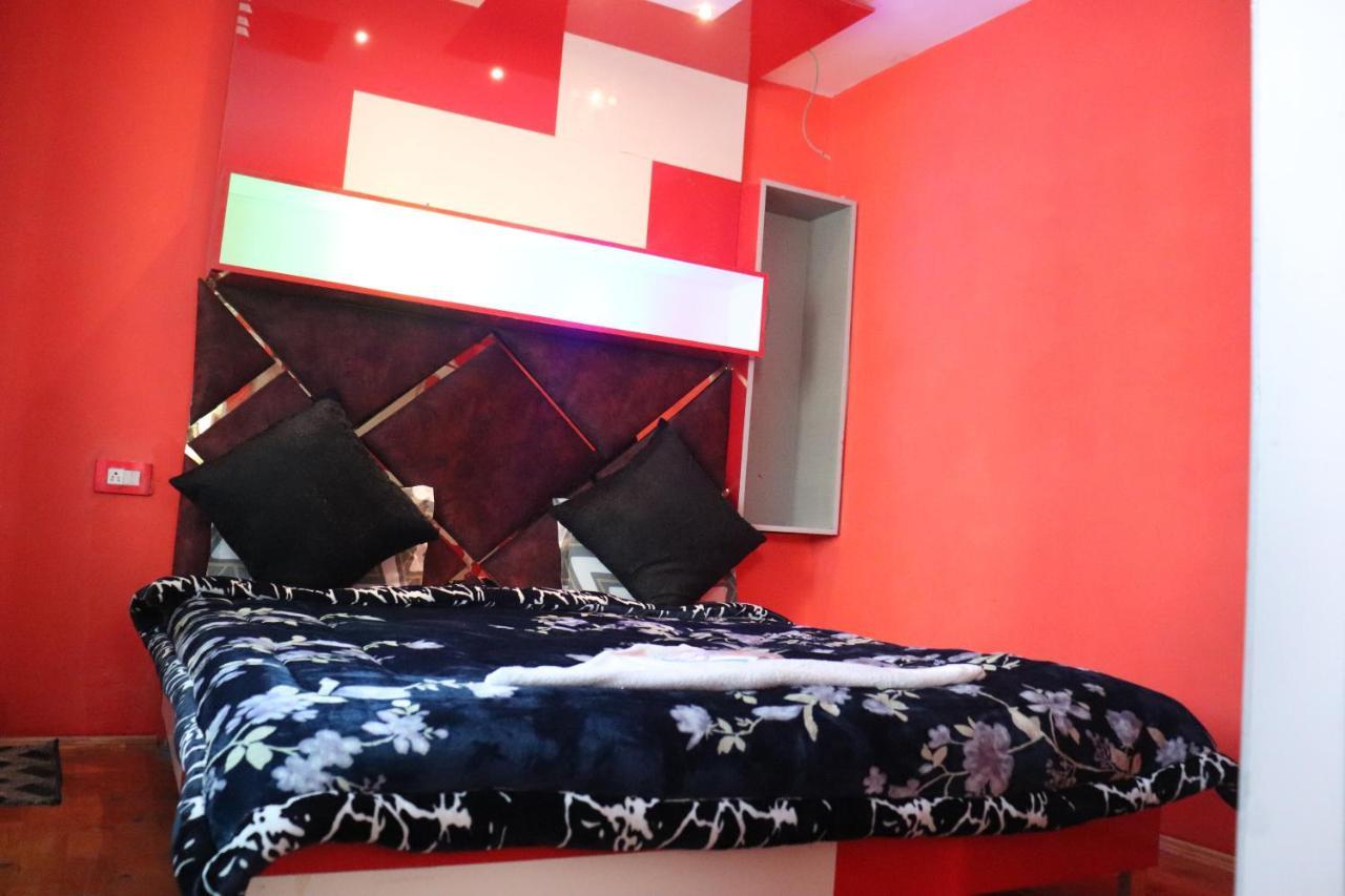 Costa Guest house Srinagar (Jammu and Kashmir)