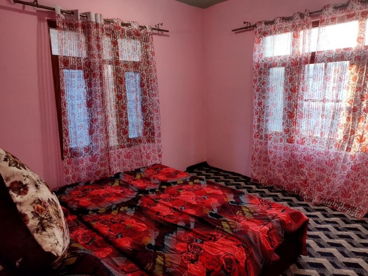 Guest house Costa Srinagar (Jammu and Kashmir)