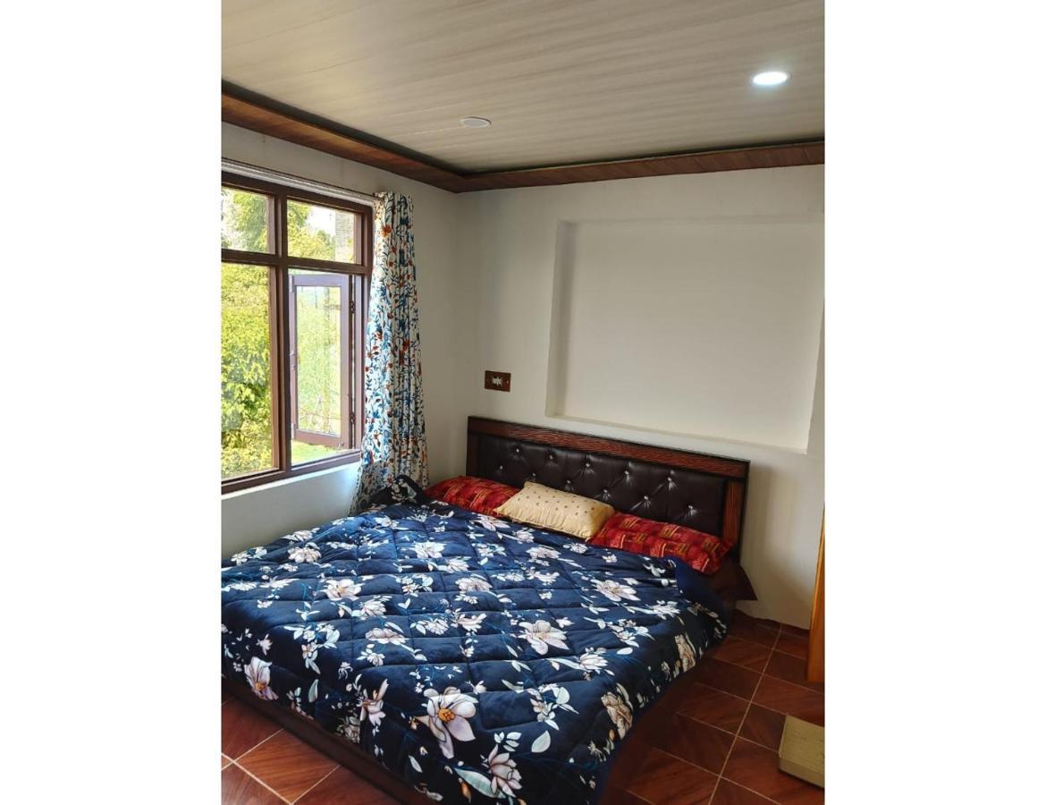 Ikhlas Guest House, Homestay *