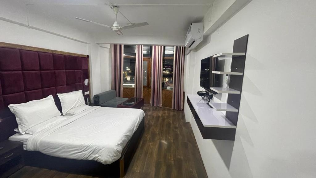 Senorita Hotel 2*