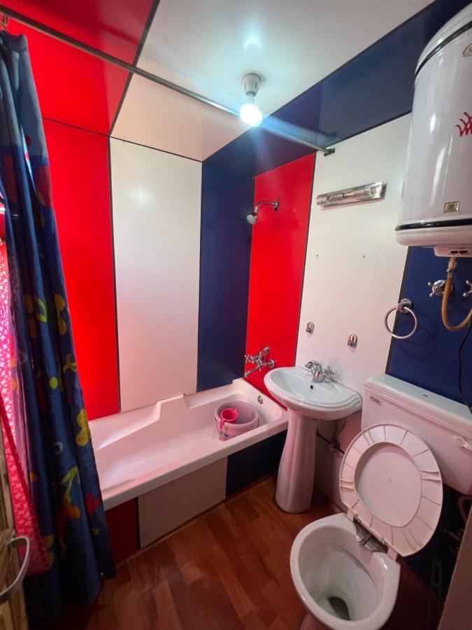 Aristotle Group Of Houseboats & Transportation Resort Srinagar (Jammu and Kashmir)