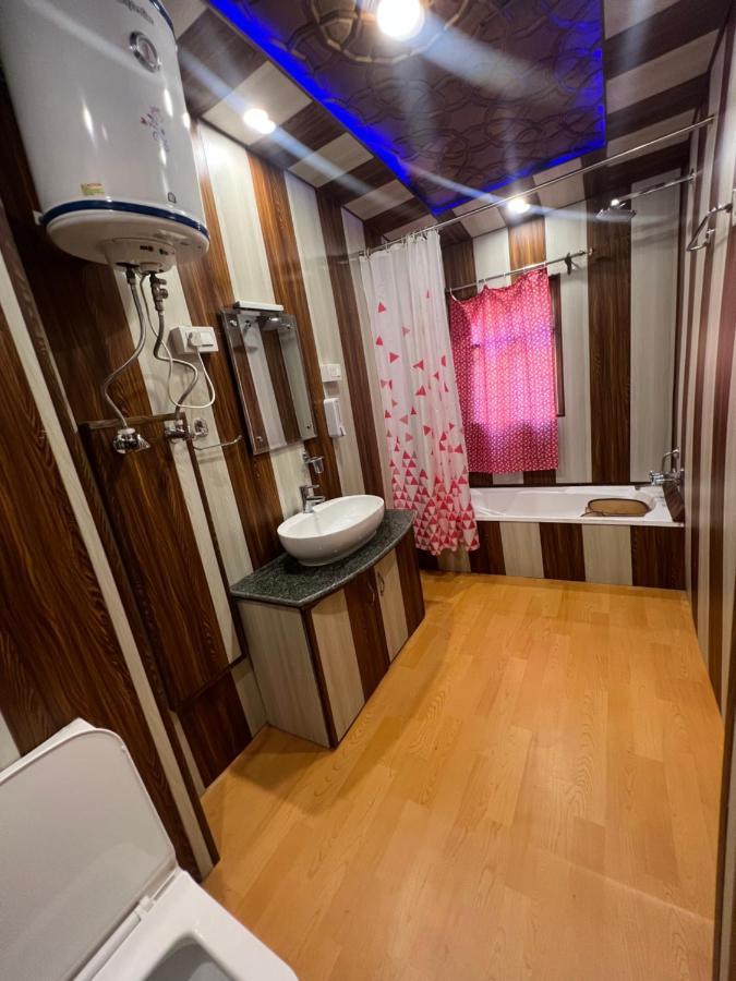 Aristotle Group Of Houseboats & Transportation *