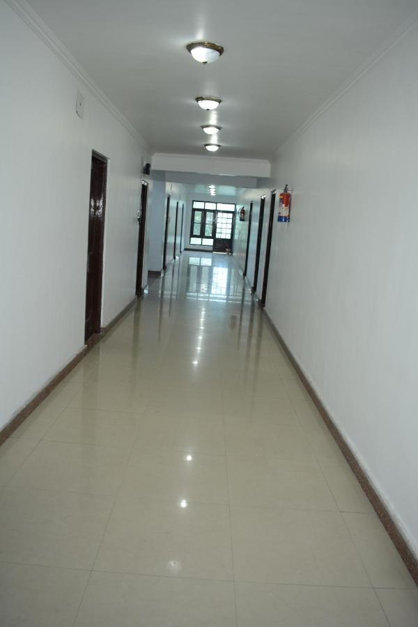 Hotel Royal Reshi Srinagar (Jammu and Kashmir)