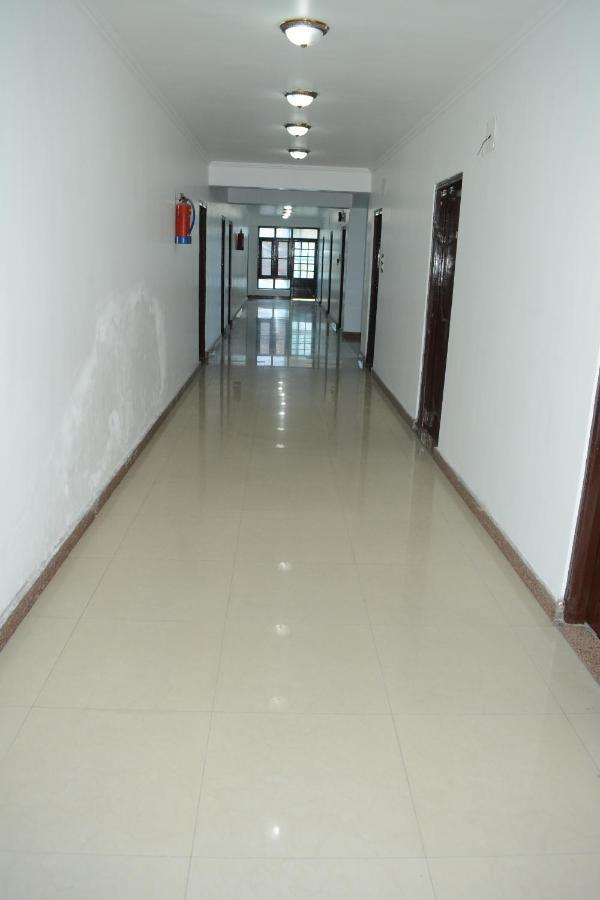 Hotel Royal Reshi 3*