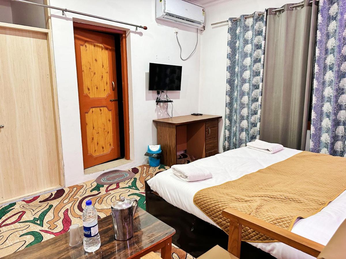 Hotel Roseline