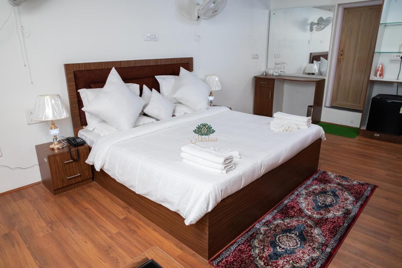 Hotel Sultan Residency Srinagar (Jammu and Kashmir)