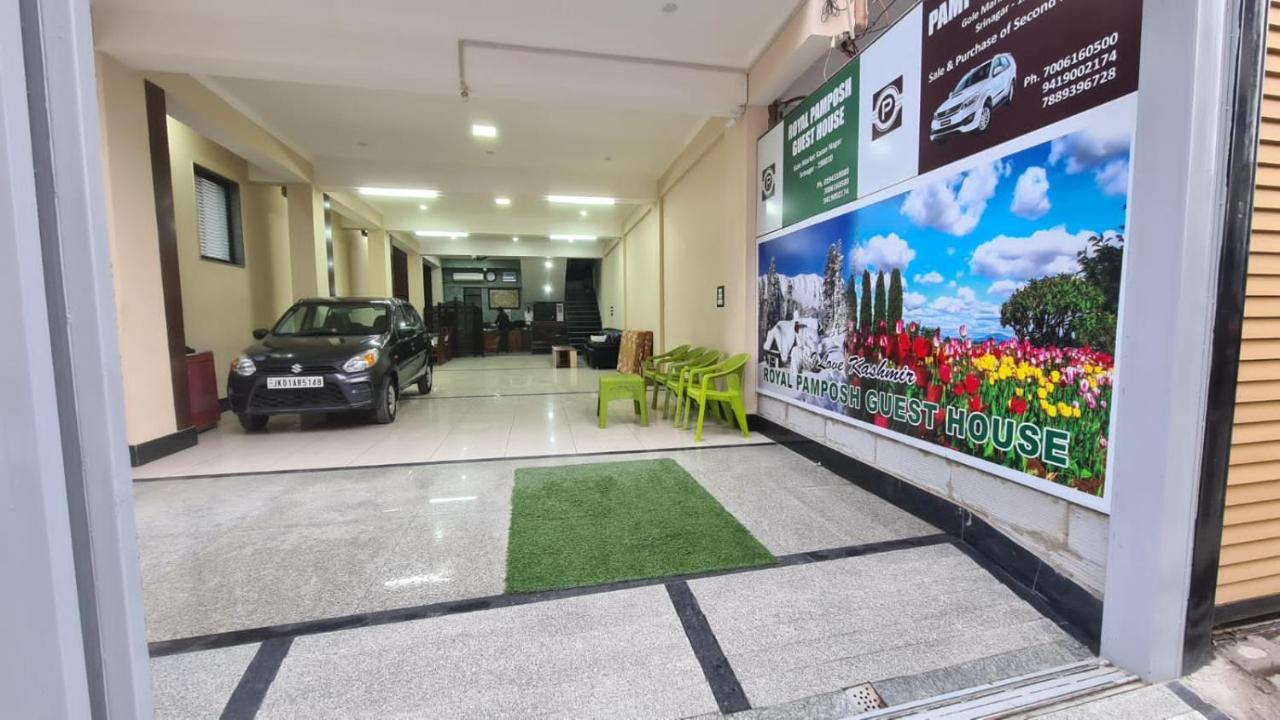 Royal Pamposh Hotel
