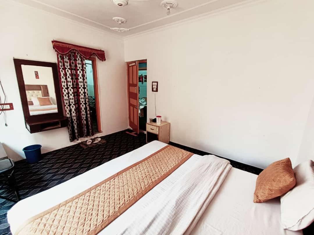 Shamus Javed Homestay