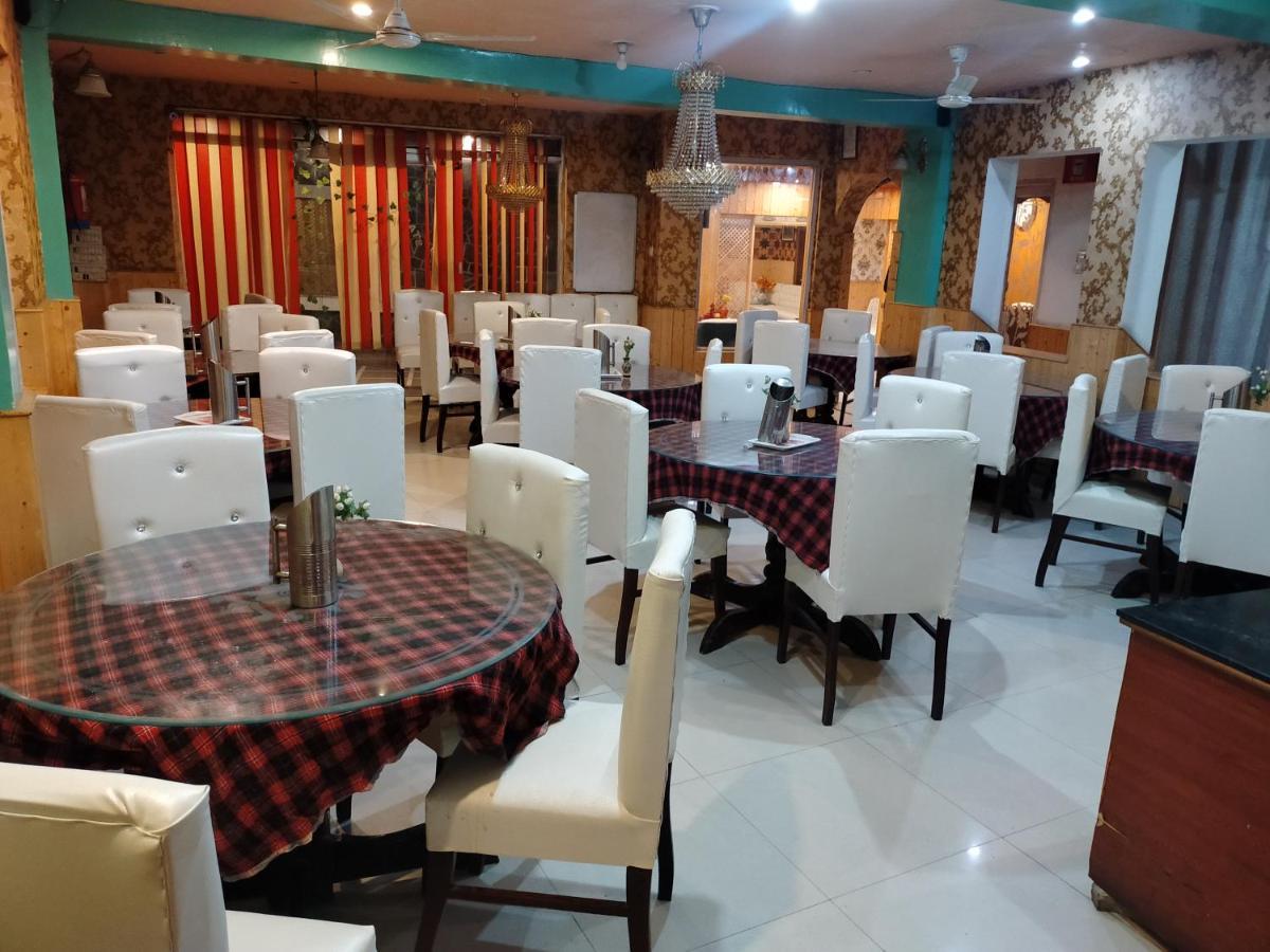 Hotel Star Of Kashmir 3*