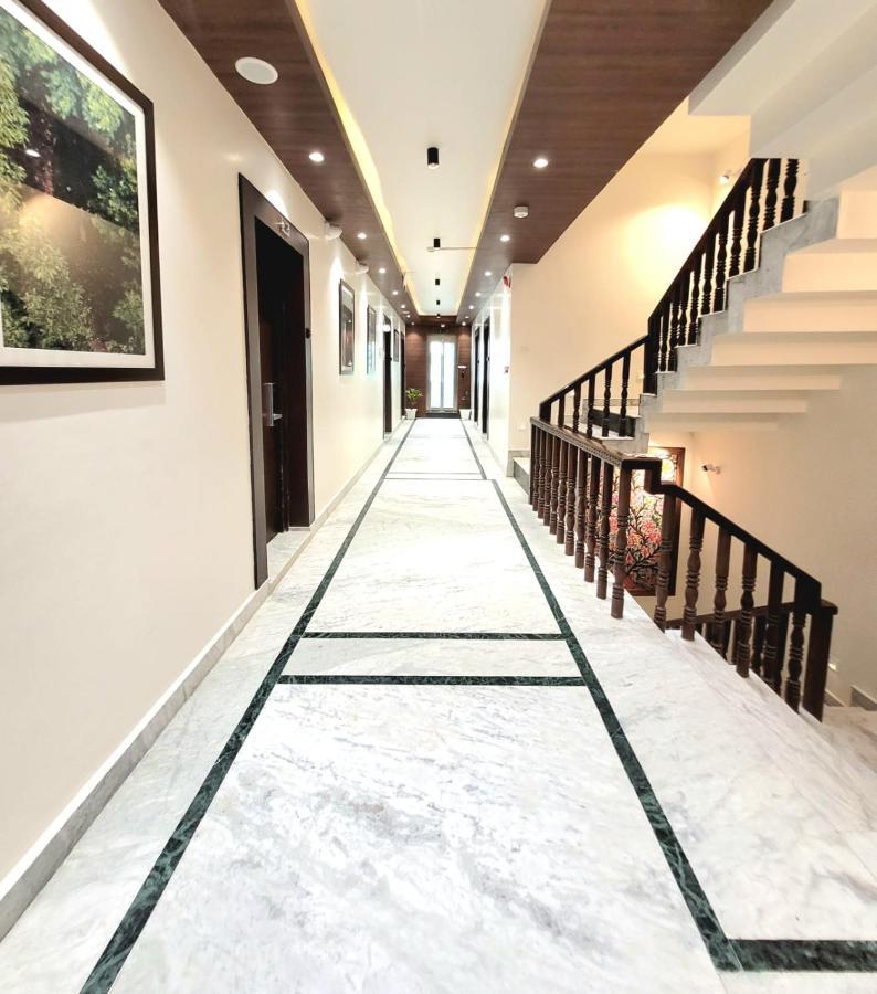 Hotel Royal Plaza Srinagar (Jammu and Kashmir)