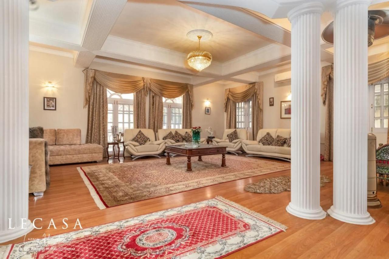 Lecasa Luxury Opp Itc Fortune Villa Srinagar (Jammu and Kashmir)