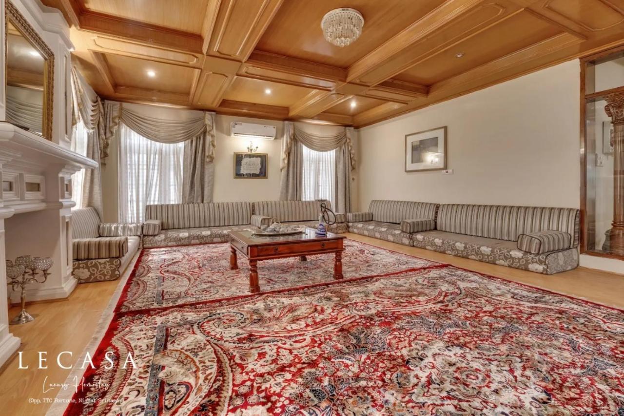 Villa Lecasa Luxury Opp Itc Fortune Srinagar (Jammu and Kashmir)