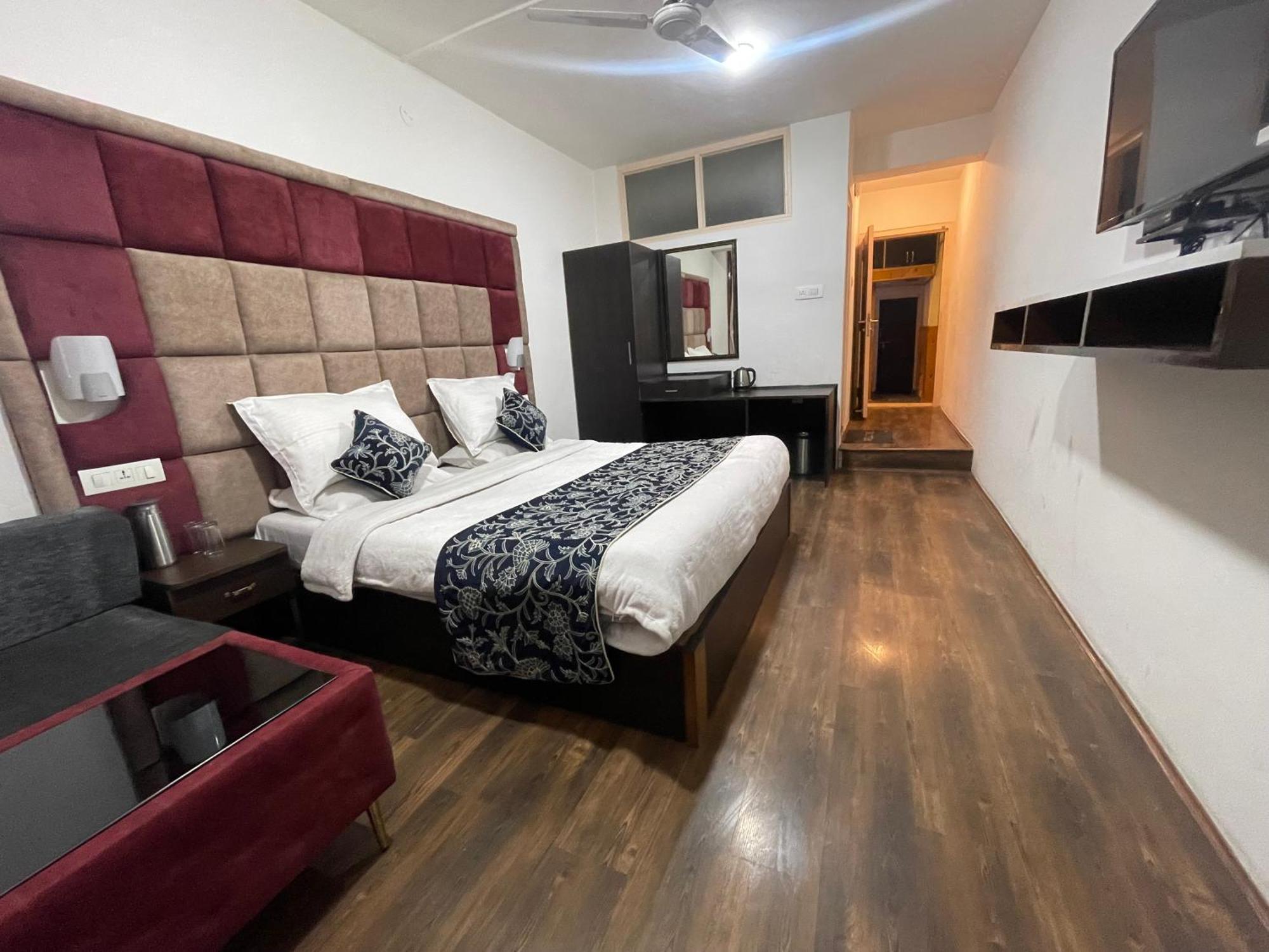 Senorita Hotel