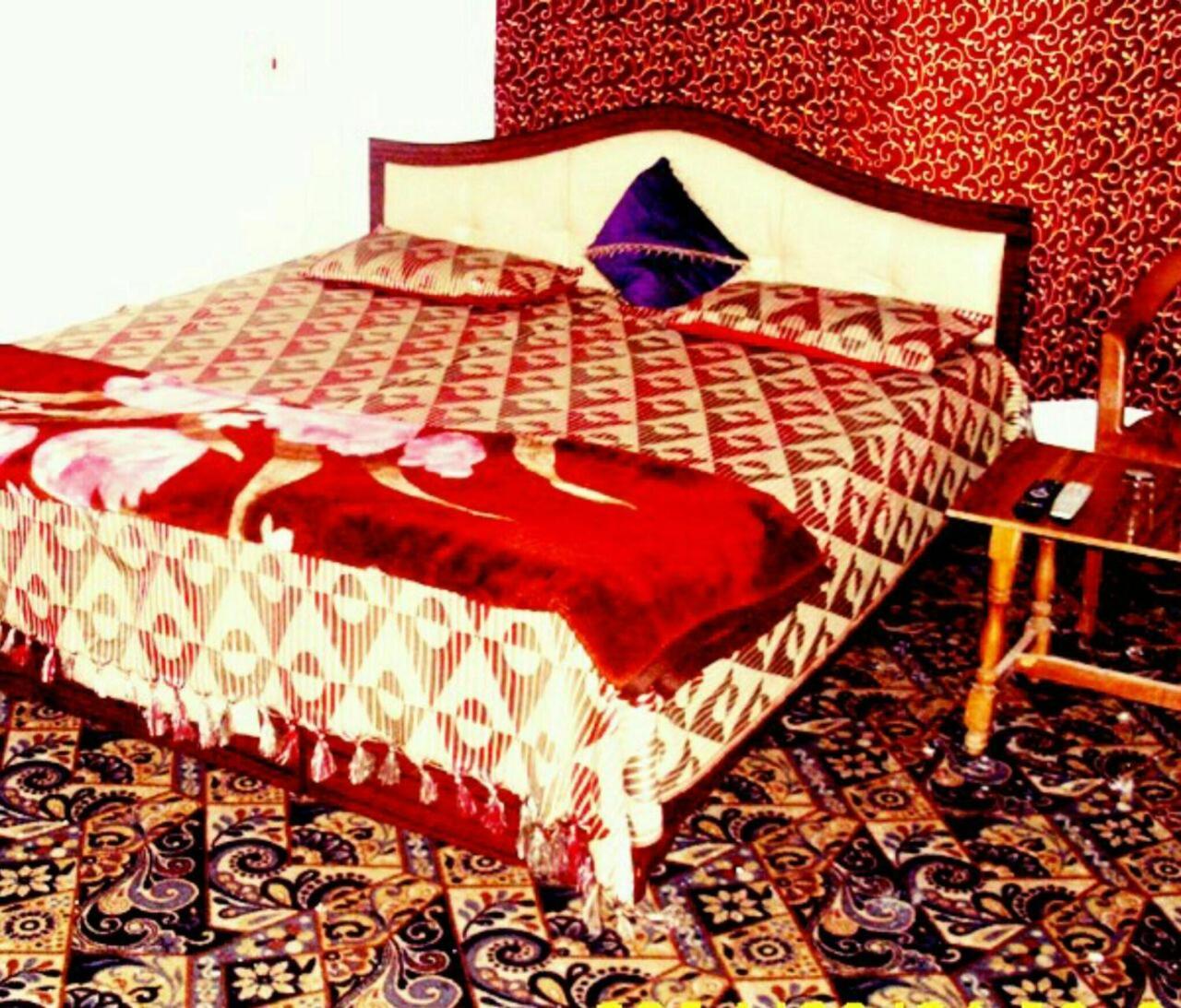 Hotel Fabulous Kashmir Srinagar