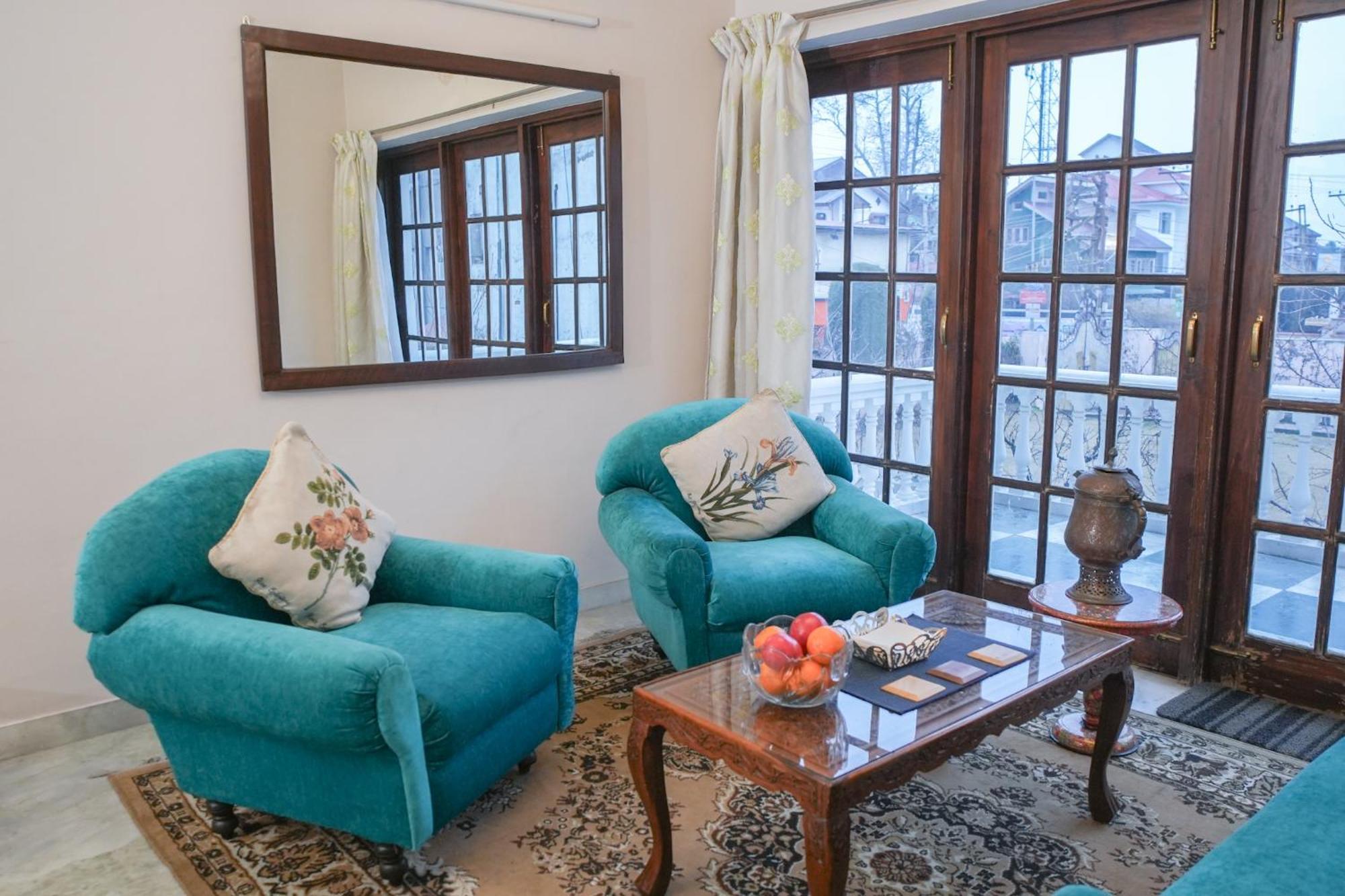Anand Homestay Srinagar (Jammu and Kashmir)