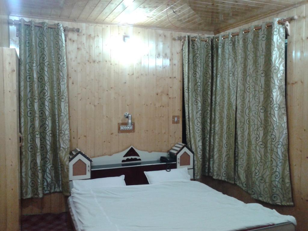 Guest house New Kashmir Palace