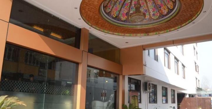 Hotel Royal Batoo 3*