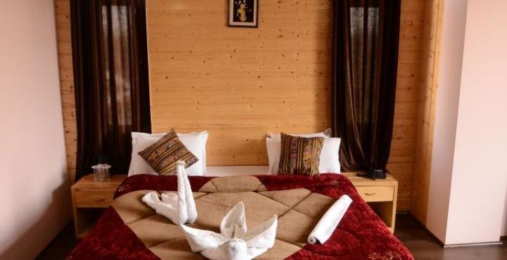 Royal Batoo Hotel Srinagar (Jammu and Kashmir)