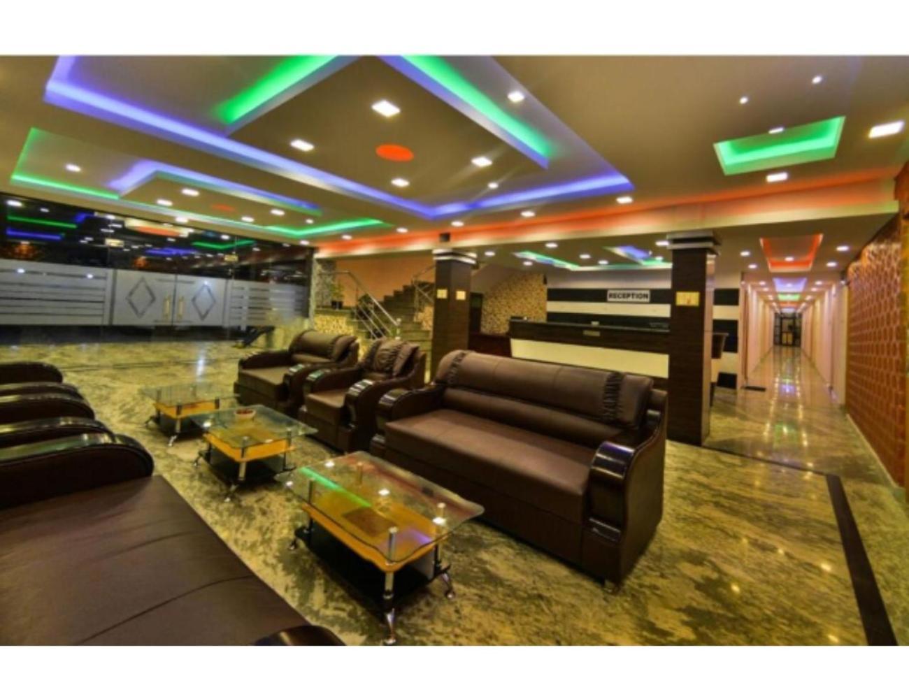 Taj Residency, Homestay Srinagar (Jammu and Kashmir)