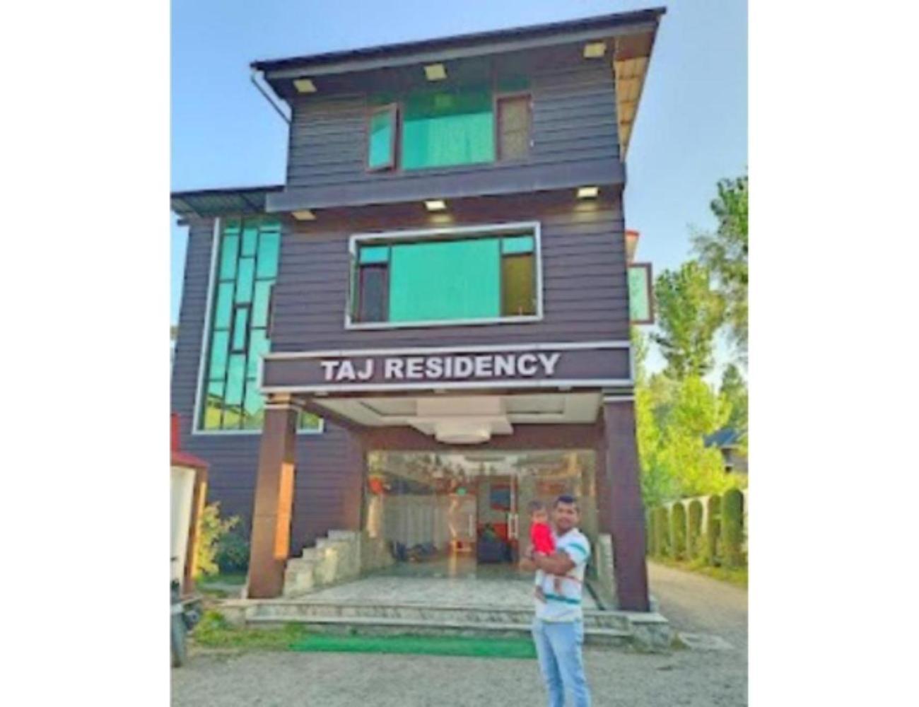 Taj Residency, Homestay Srinagar (Jammu and Kashmir)