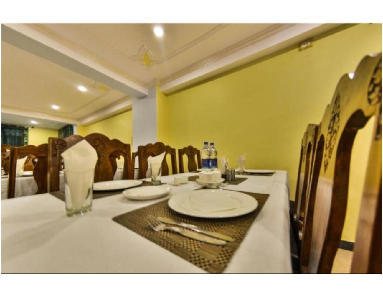 Taj Residency, Homestay