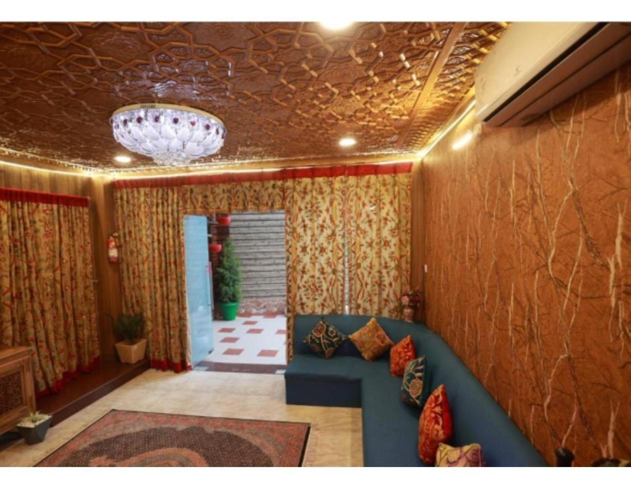 Aala Residency, Homestay Srinagar (Jammu and Kashmir)