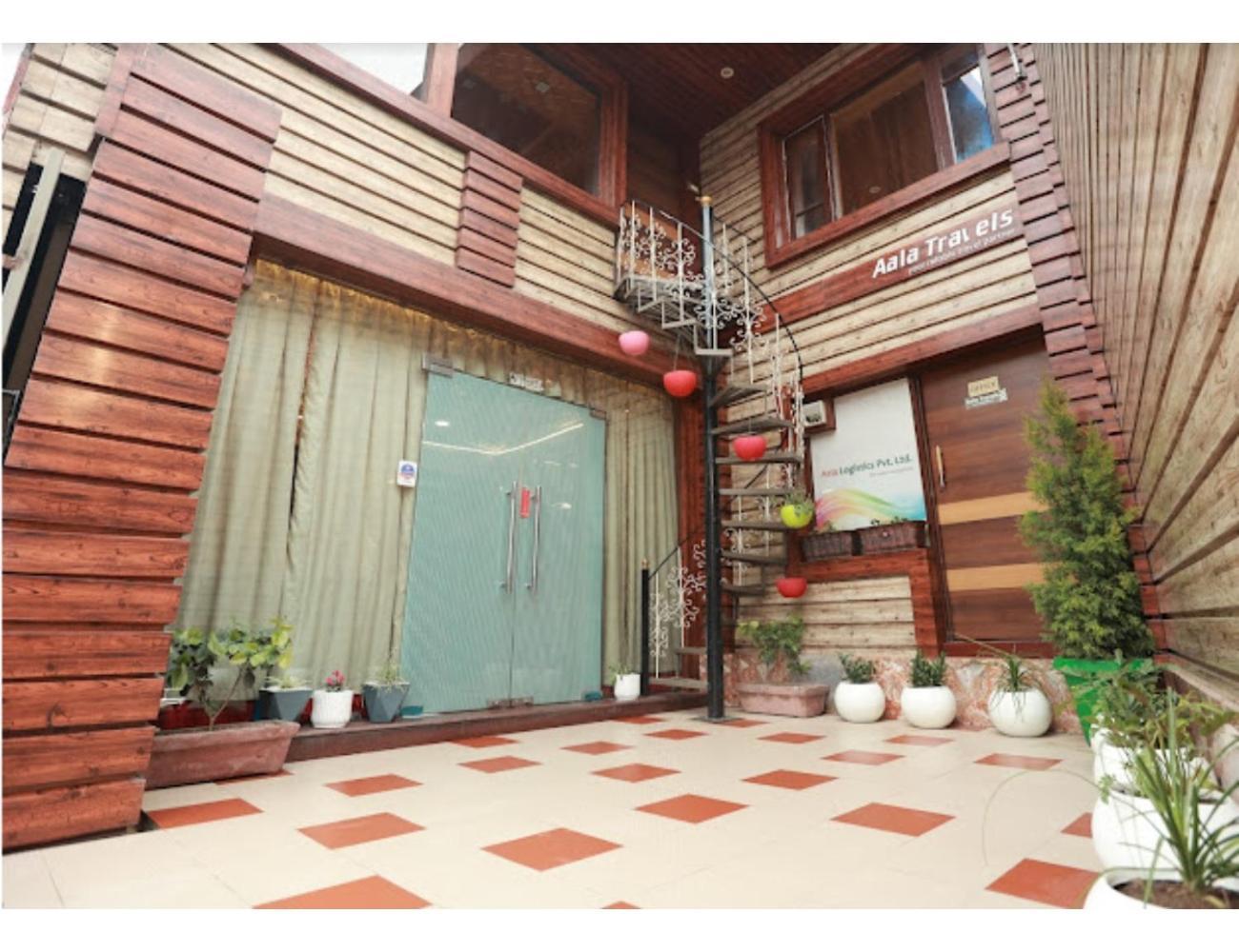 Aala Residency, Homestay