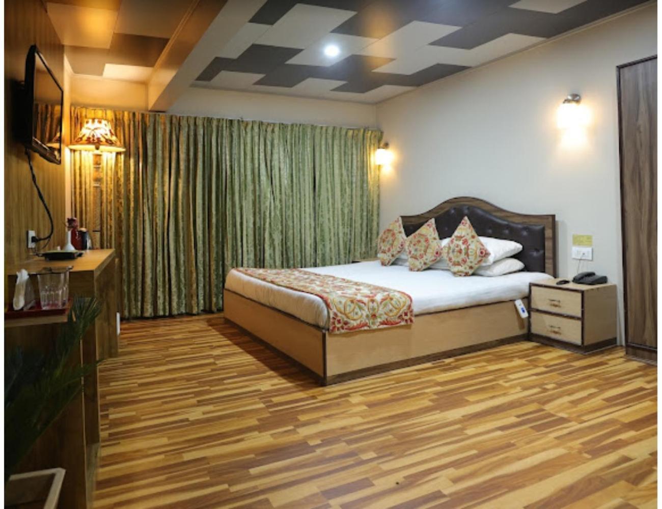 Homestay Aala Residency, Srinagar (Jammu and Kashmir)