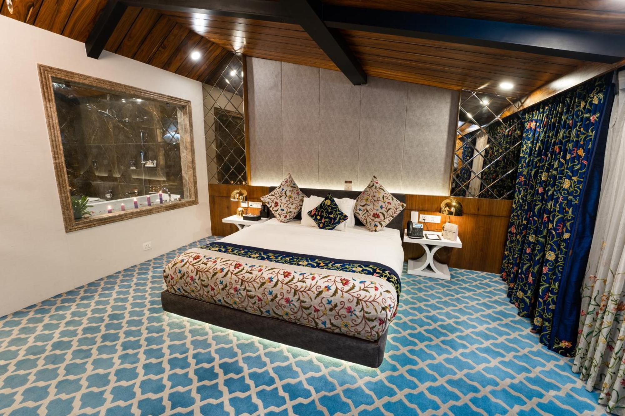 Snowland, 4*