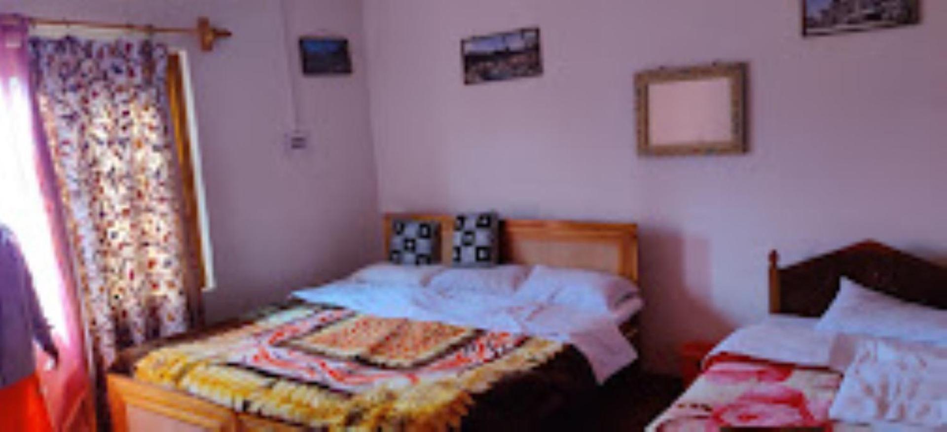 Basera Residency Guest house 3*