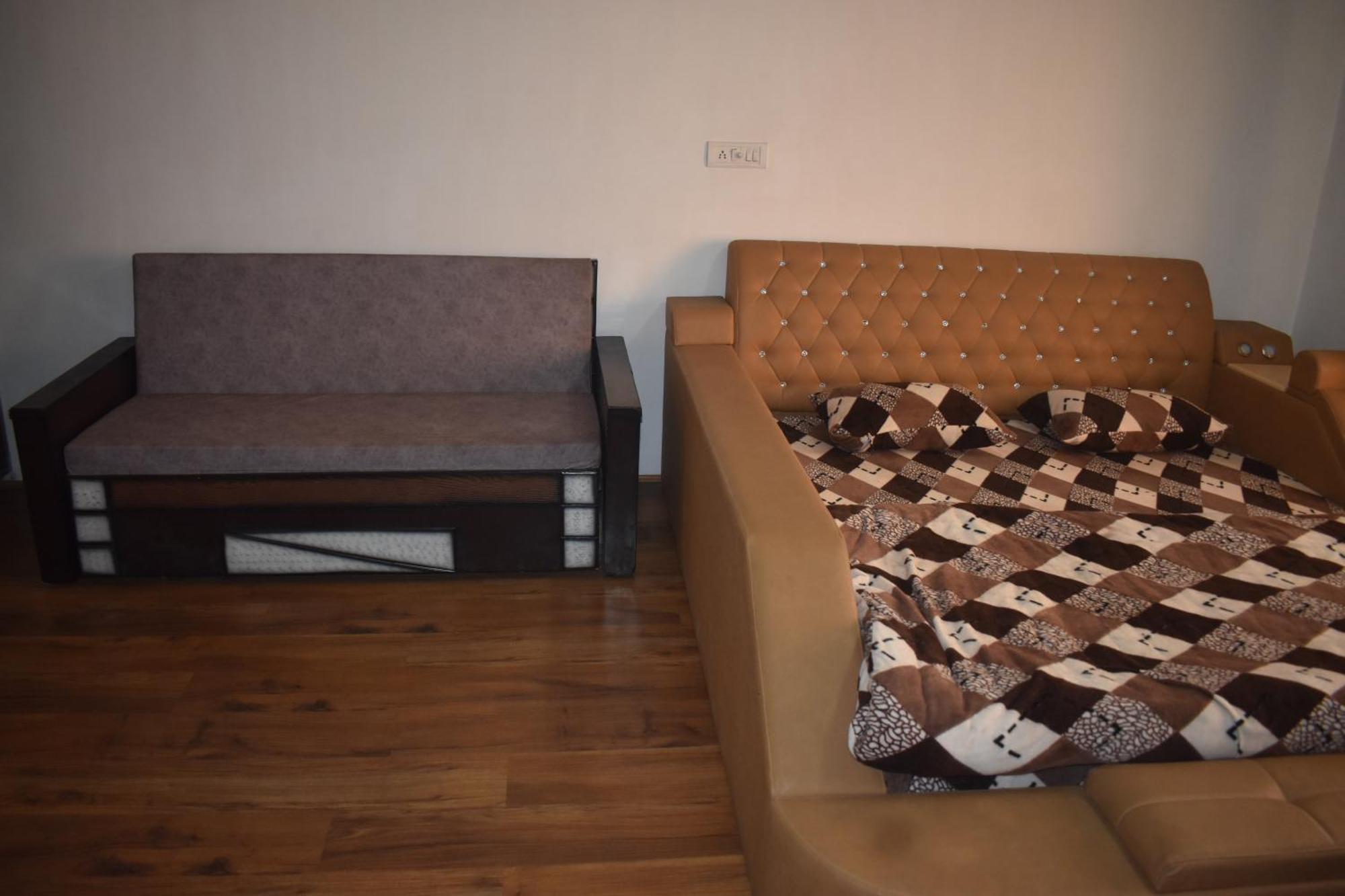 Huma Hotel 3*